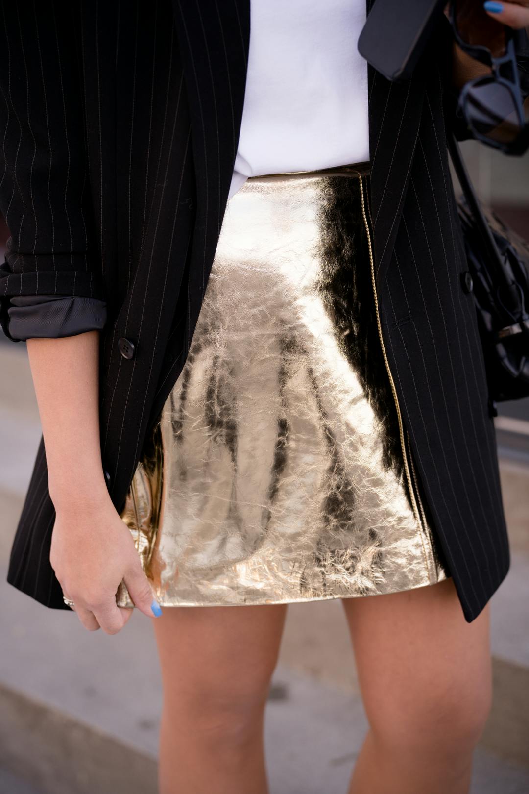 Metal skirt